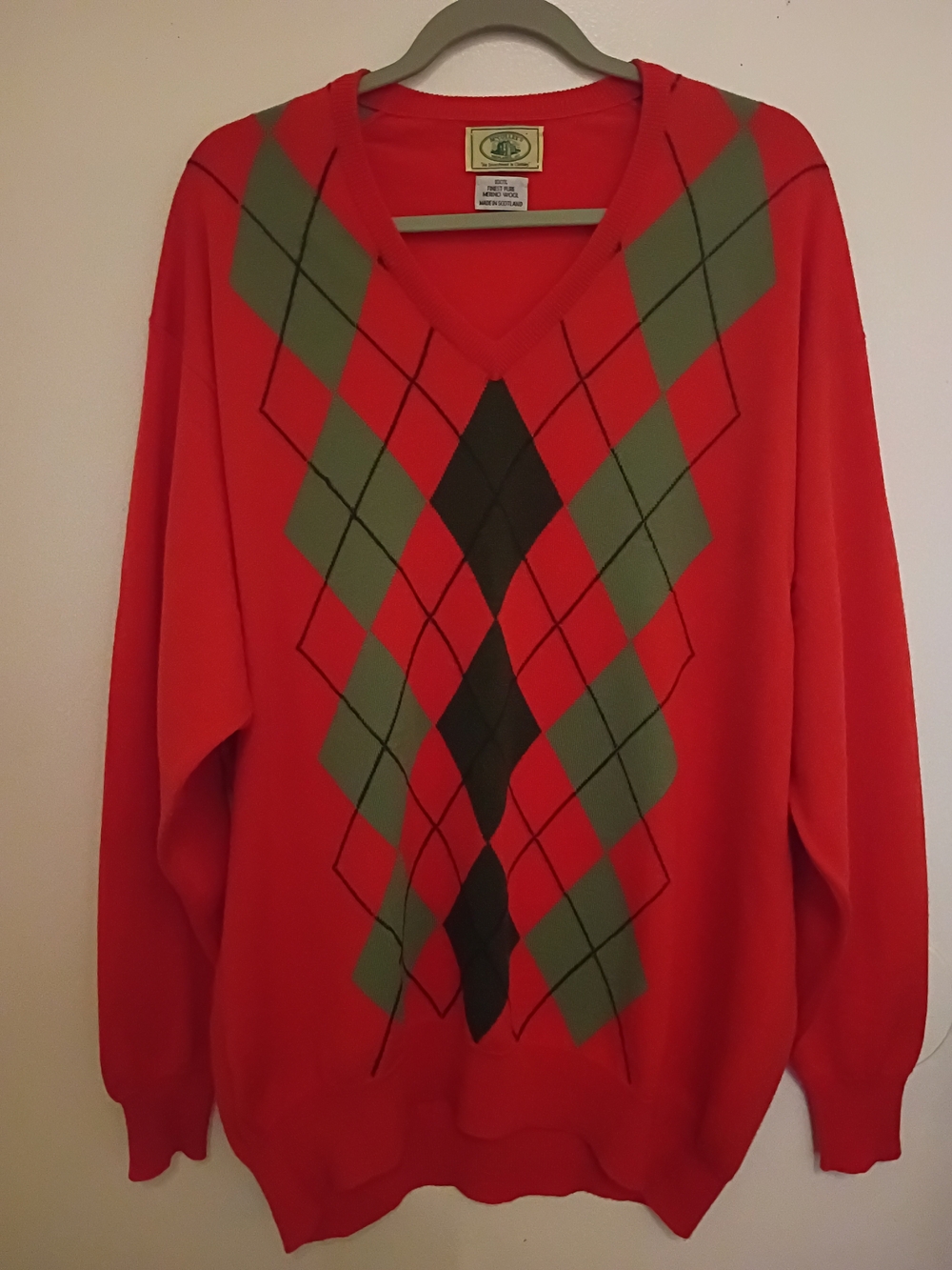 Men's Red Argyle V-Neck Sweater with Green and Black Accents 52in 2XL/3XL